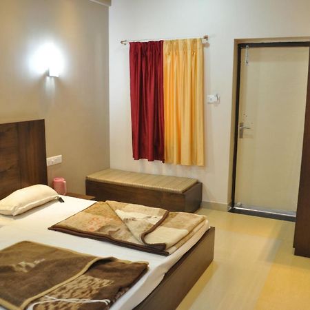 Hotel Oasis Ábú-hegy Kültér fotó