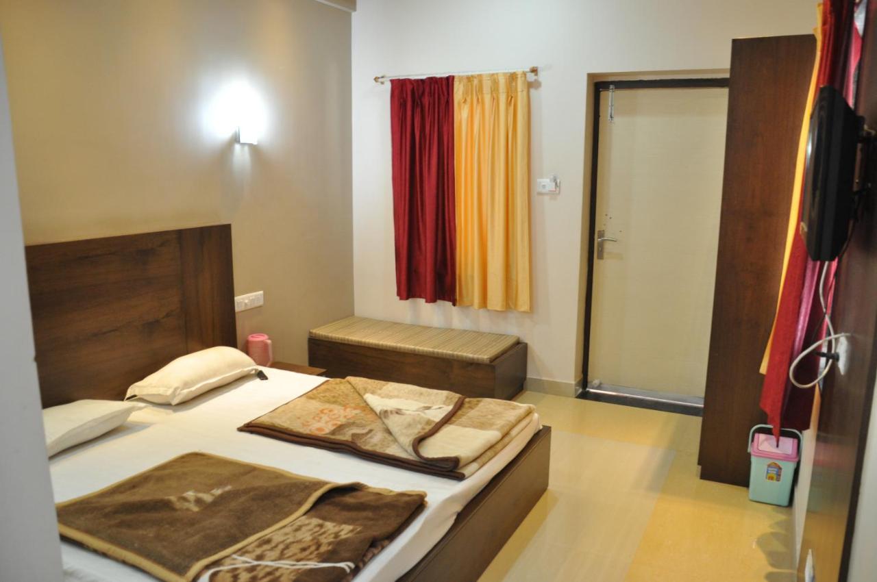 Hotel Oasis Ábú-hegy Kültér fotó