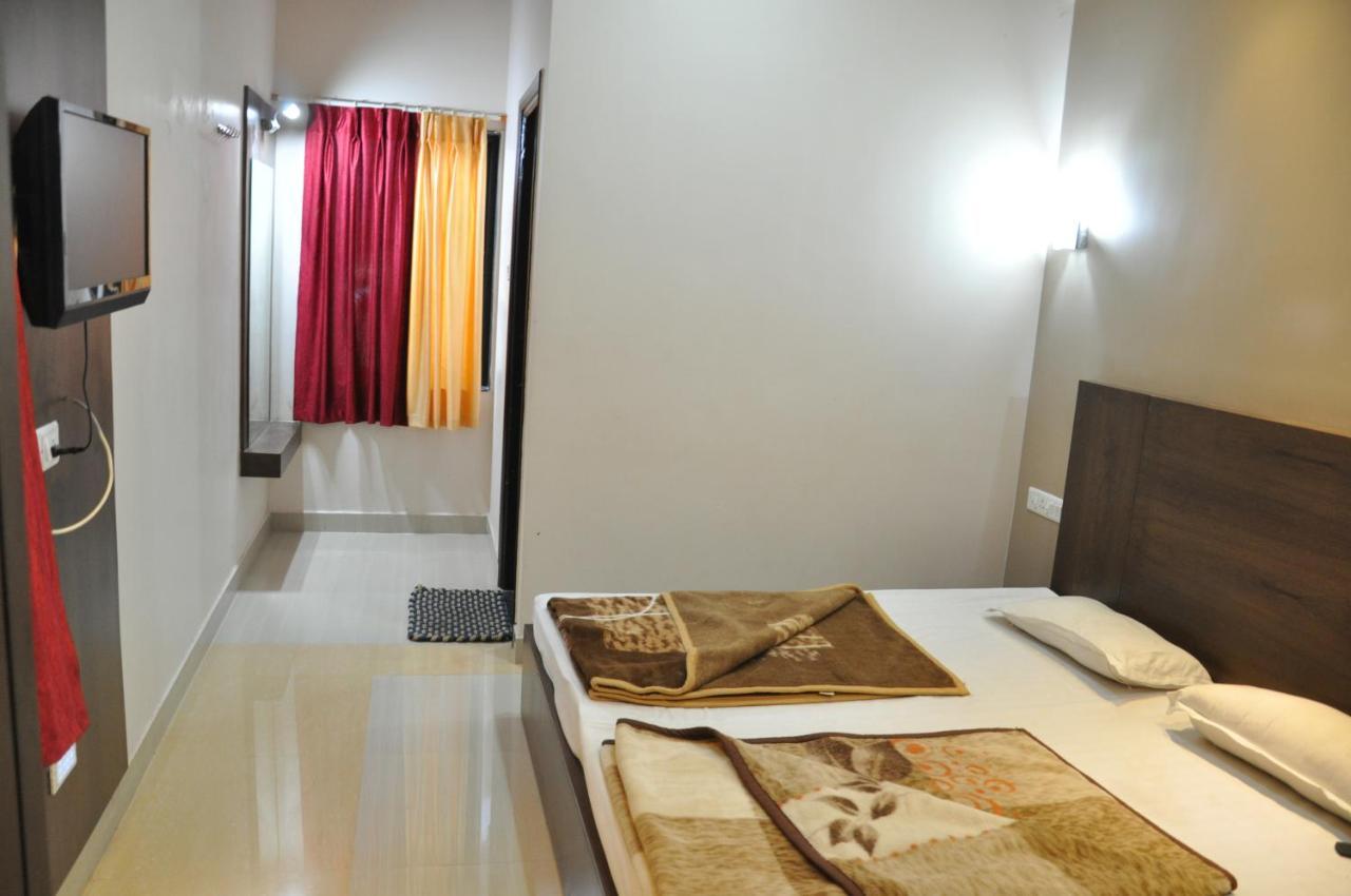 Hotel Oasis Ábú-hegy Kültér fotó