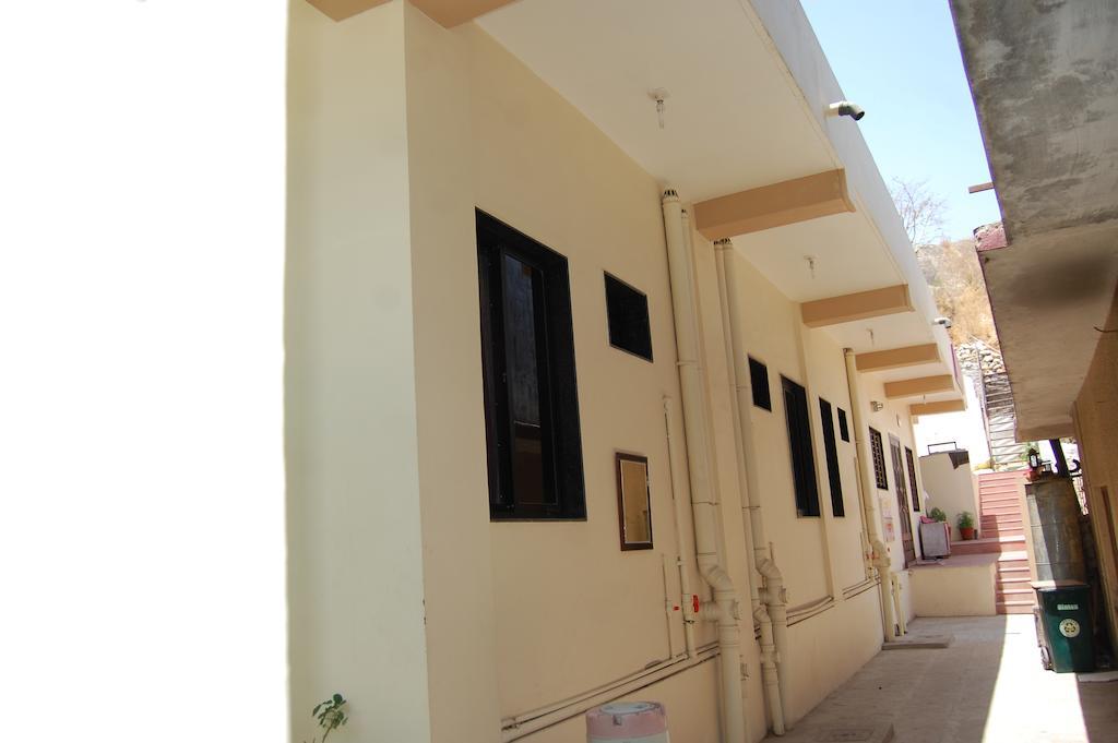 Hotel Oasis Ábú-hegy Kültér fotó