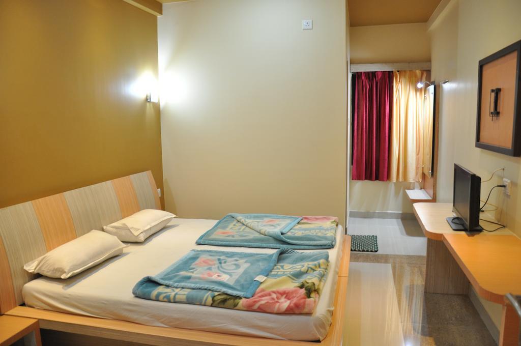 Hotel Oasis Ábú-hegy Kültér fotó